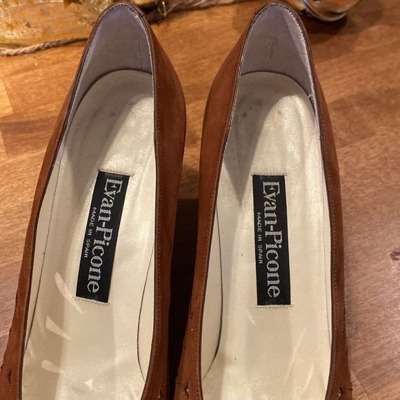 Evan Picone Rust Suede Pumps Size 9N - Picture 3 of 9